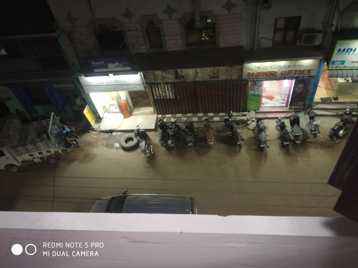 Hotel Temple View Мадурай Екстер'єр фото